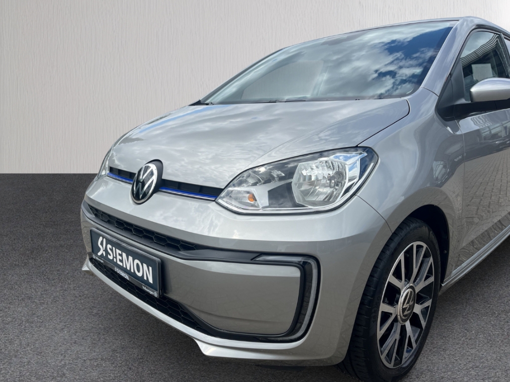 Fahrzeugabbildung Volkswagen up e-up! e-Style Plus Klimaauto CCS PDC GRA Kamera SHZ e-Sound