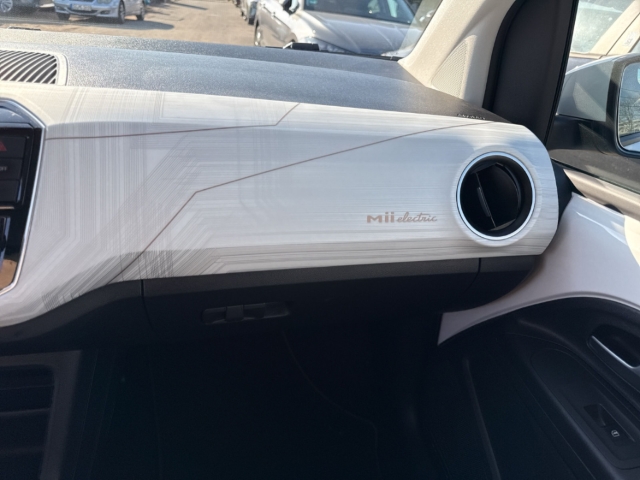 Fahrzeugabbildung SEAT Mii Basis electric Klima SHZ GRA PDC Bluetooth