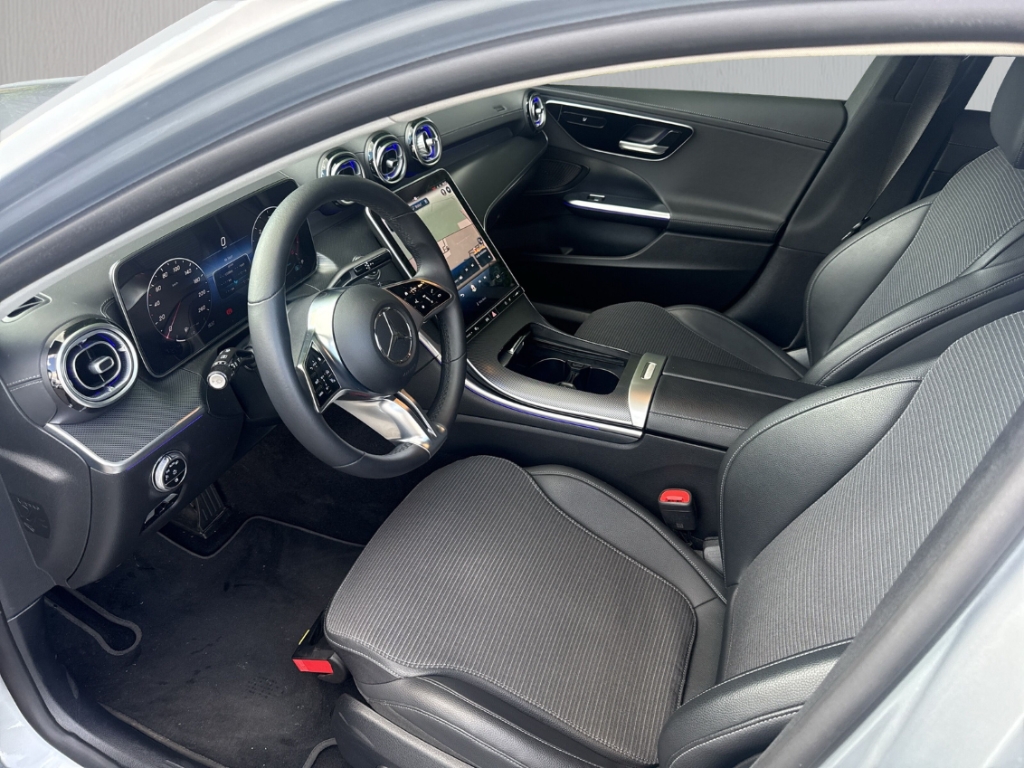 Fahrzeugabbildung Mercedes-Benz C 220 d Avantgarde ACC LED PDC RKam SHZ Navi