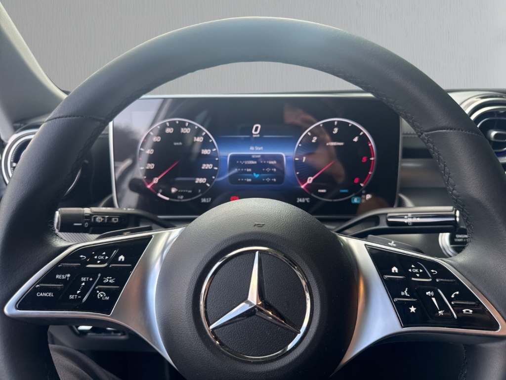 Fahrzeugabbildung Mercedes-Benz C 220 d Avantgarde ACC LED PDC RKam SHZ Navi