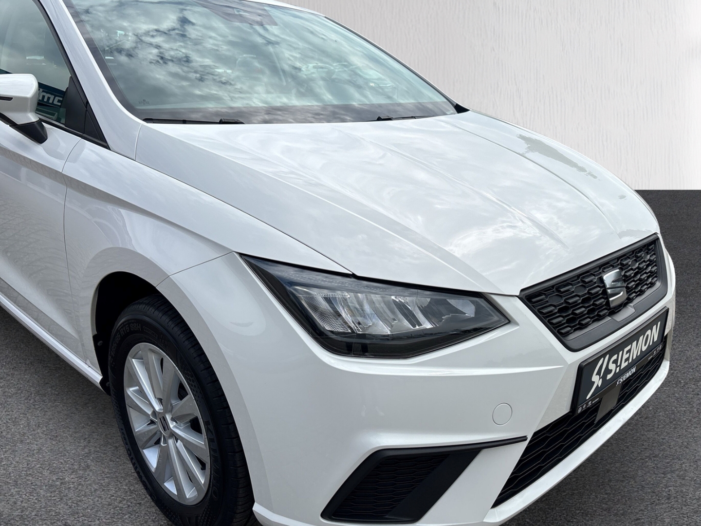 Fahrzeugabbildung SEAT Ibiza 1.0 TSI Style LED SHZ Tempomat Privacy LM