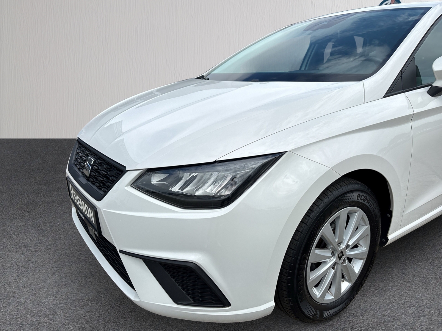 Fahrzeugabbildung SEAT Ibiza 1.0 TSI Style LED SHZ Tempomat Privacy LM