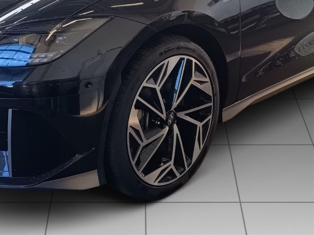 Fahrzeugabbildung Hyundai IONIQ 6 4WD 77,4kWh UNIQ Digi-Spiegel 20LM HUD Navi Digitales Cockpit Memory Sitze