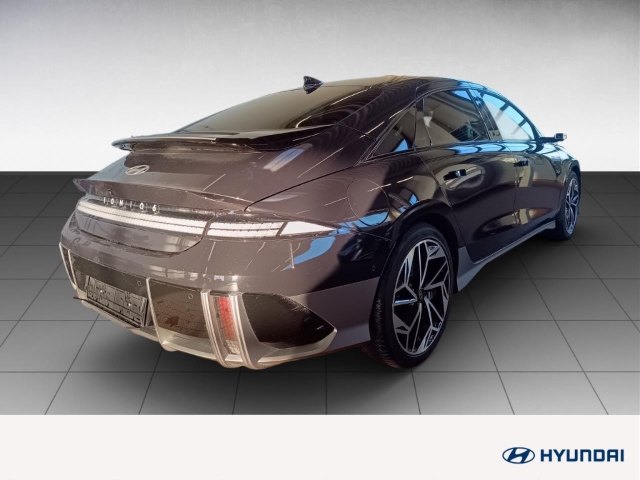 Fahrzeugabbildung Hyundai IONIQ 6 4WD 77,4kWh UNIQ Digi-Spiegel 20LM HUD Navi Digitales Cockpit Memory Sitze