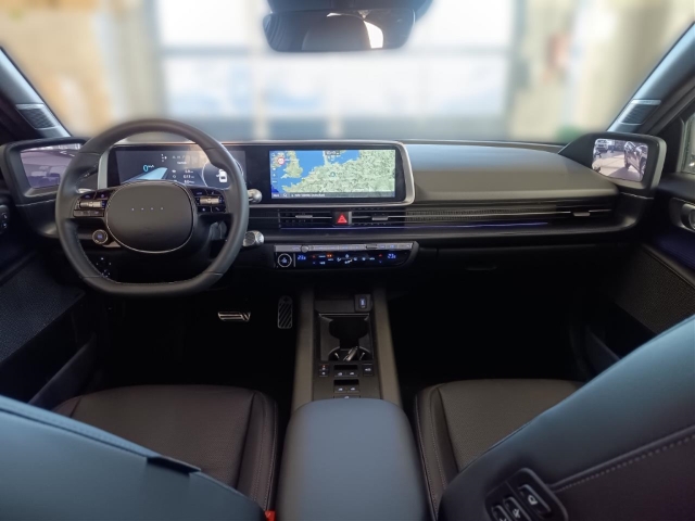 Fahrzeugabbildung Hyundai IONIQ 6 4WD 77,4kWh UNIQ Digi-Spiegel 20LM HUD Navi Digitales Cockpit Memory Sitze