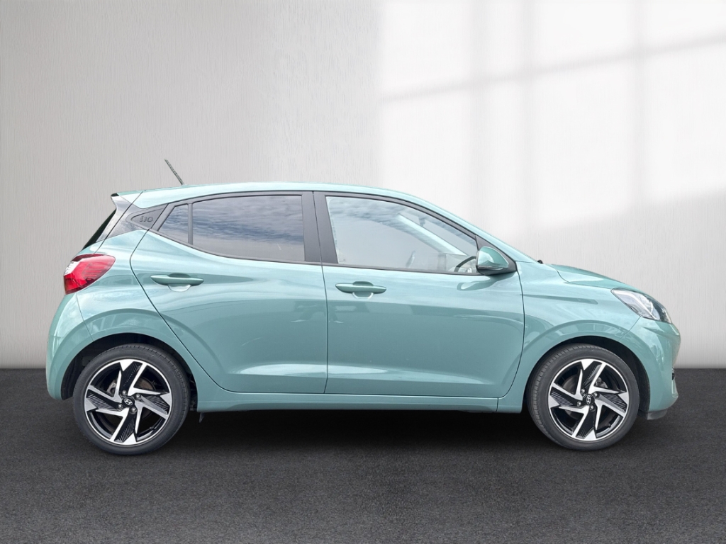 Fahrzeugabbildung Hyundai i10 Prime PDC LED digiCockPit Navi SHZ Klima