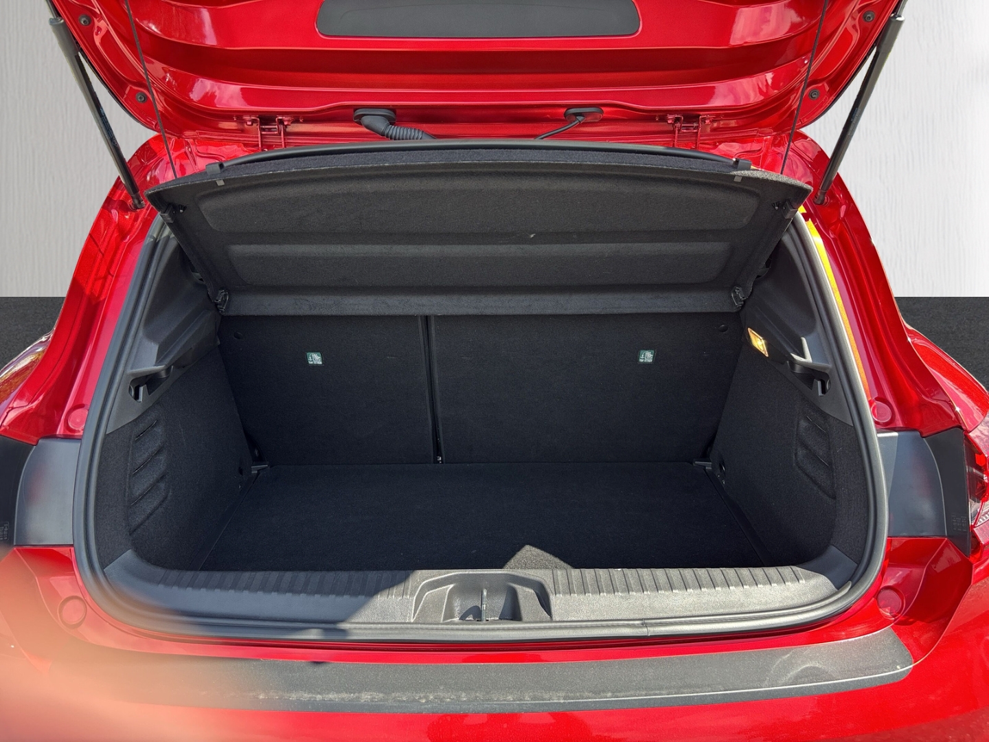 Fahrzeugabbildung Mitsubishi Colt 1.0B Turbo Plus RFK SHZ TEMP NAV LED