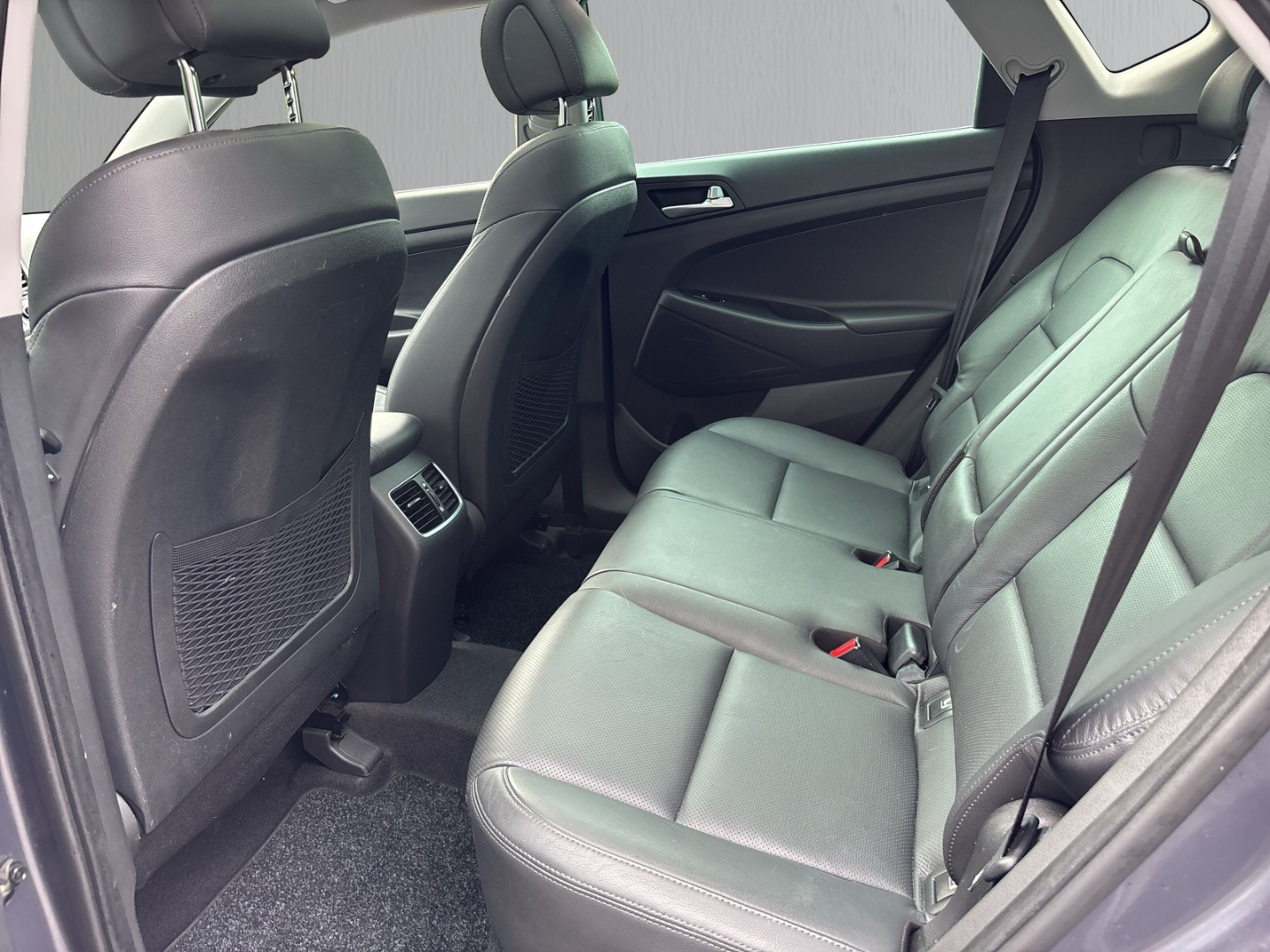 Fahrzeugabbildung Hyundai TUCSON 4WD 1.6 T-GDI DCT Premium Rückfahrkam. SHZ