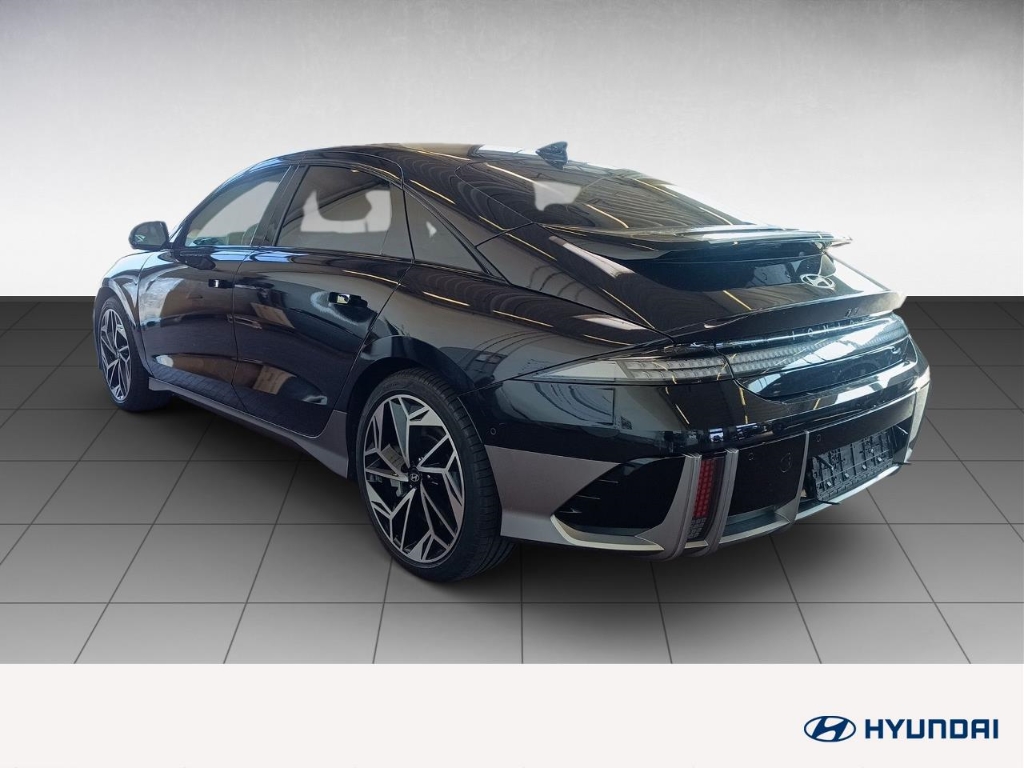 Fahrzeugabbildung Hyundai IONIQ 6 77,4kWh 4WD UNIQ 20LM HUD Navi Digitales Cockpit Memory Sitze Soundsystem