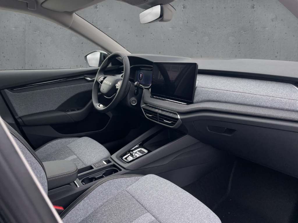 Fahrzeugabbildung SKODA Octavia Combi 2.0 TDI DSG SELECTION Navi AHK SHZ