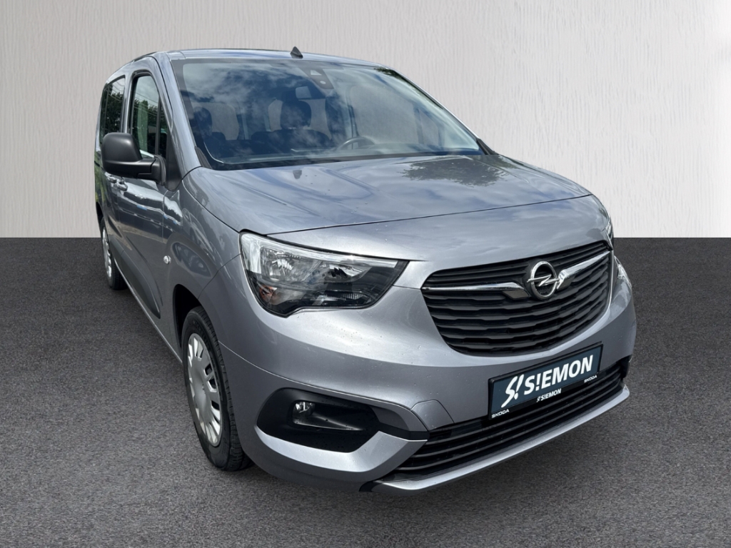 Fahrzeugabbildung Opel Combo Life E Edition Winter 2 STÜR KLIM SHZ BT PDC