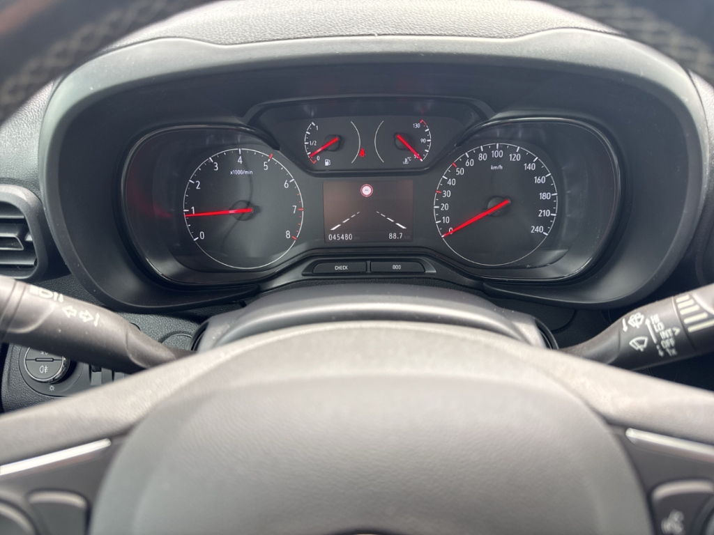 Fahrzeugabbildung Opel Combo Life E Edition Winter 2 STÜR KLIM SHZ BT PDC