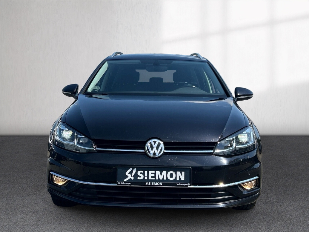 Fahrzeugabbildung Volkswagen Golf Variant 1,5 TSI DSG Highline ACC PDCv+h SHZ Temp LED Navi