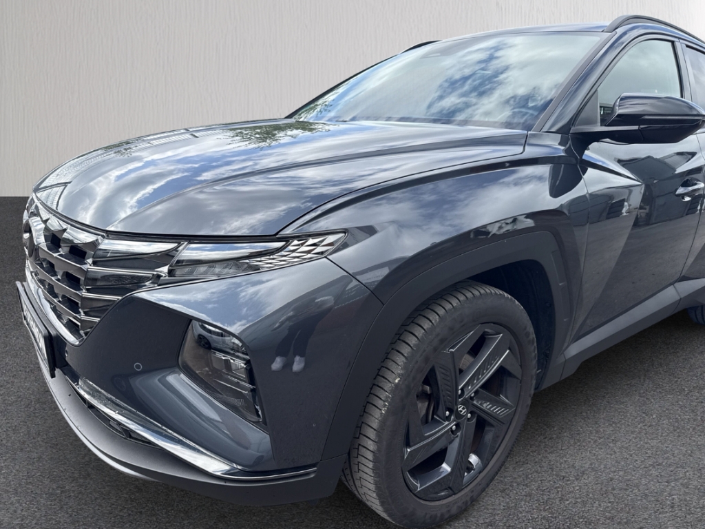 Fahrzeugabbildung Hyundai TUCSON 1.6 T-GDi MT 2WD ADVANTAGE Navi Digitales Cockpit Soundsystem