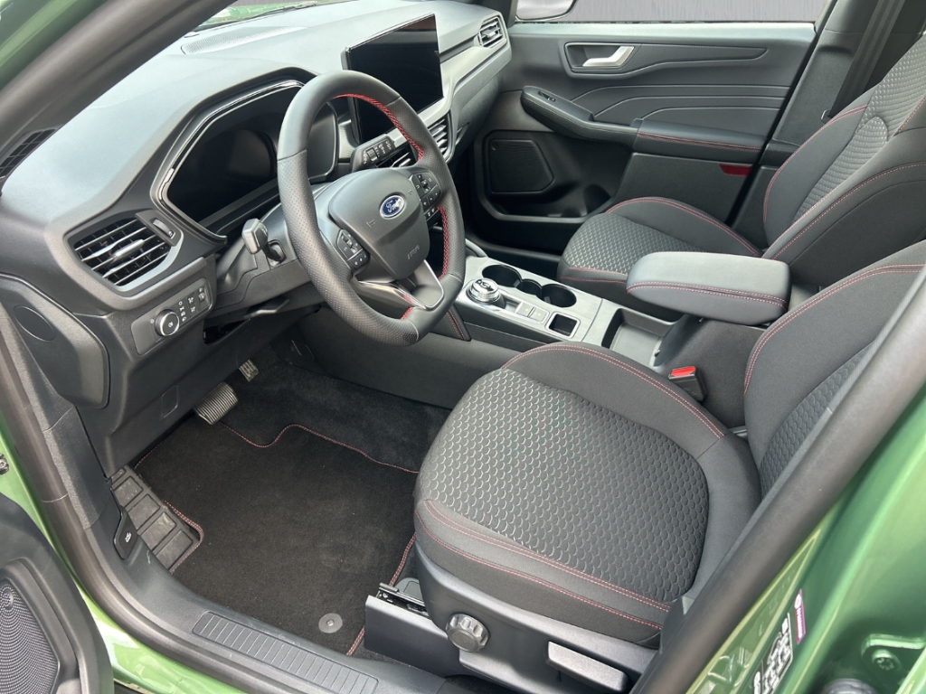Fahrzeugabbildung Ford Kuga 1.5 EB ST-Line AHK NAVI SHZ KAM LED VirtCo