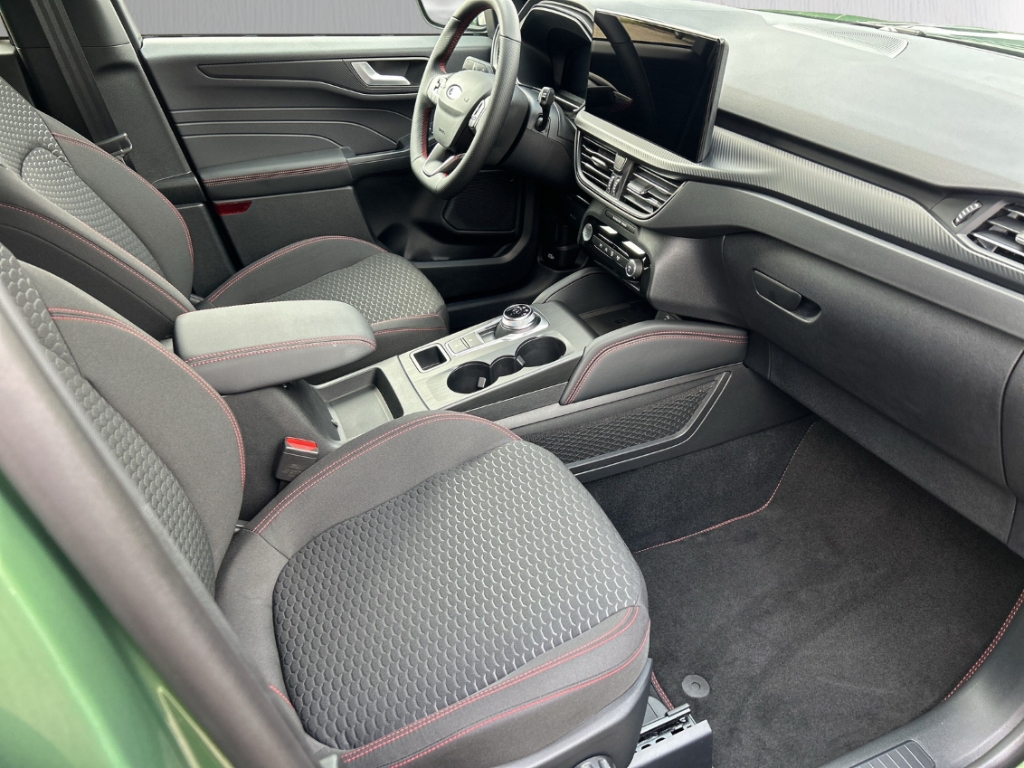 Fahrzeugabbildung Ford Kuga 1.5 EB ST-Line AHK NAVI SHZ KAM LED VirtCo