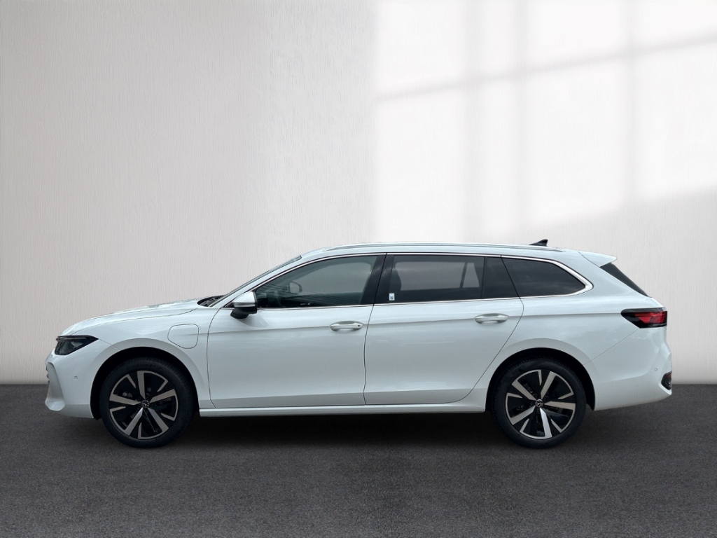 Fahrzeugabbildung Volkswagen Passat Variant 1.5 eHybrid DSG Business AHK NAVI