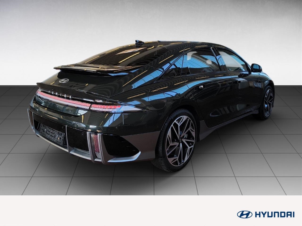Fahrzeugabbildung Hyundai IONIQ 6 77,4kWh 4WD UNIQ 20LM HUD Navi Digitales Cockpit Memory Sitze Soundsystem