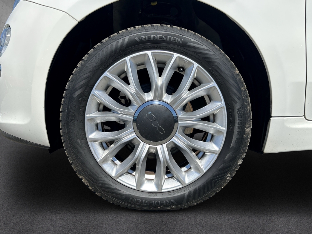 Fahrzeugabbildung Fiat 500 1.2 Lounge Klimaauto PDC LM Allwetter