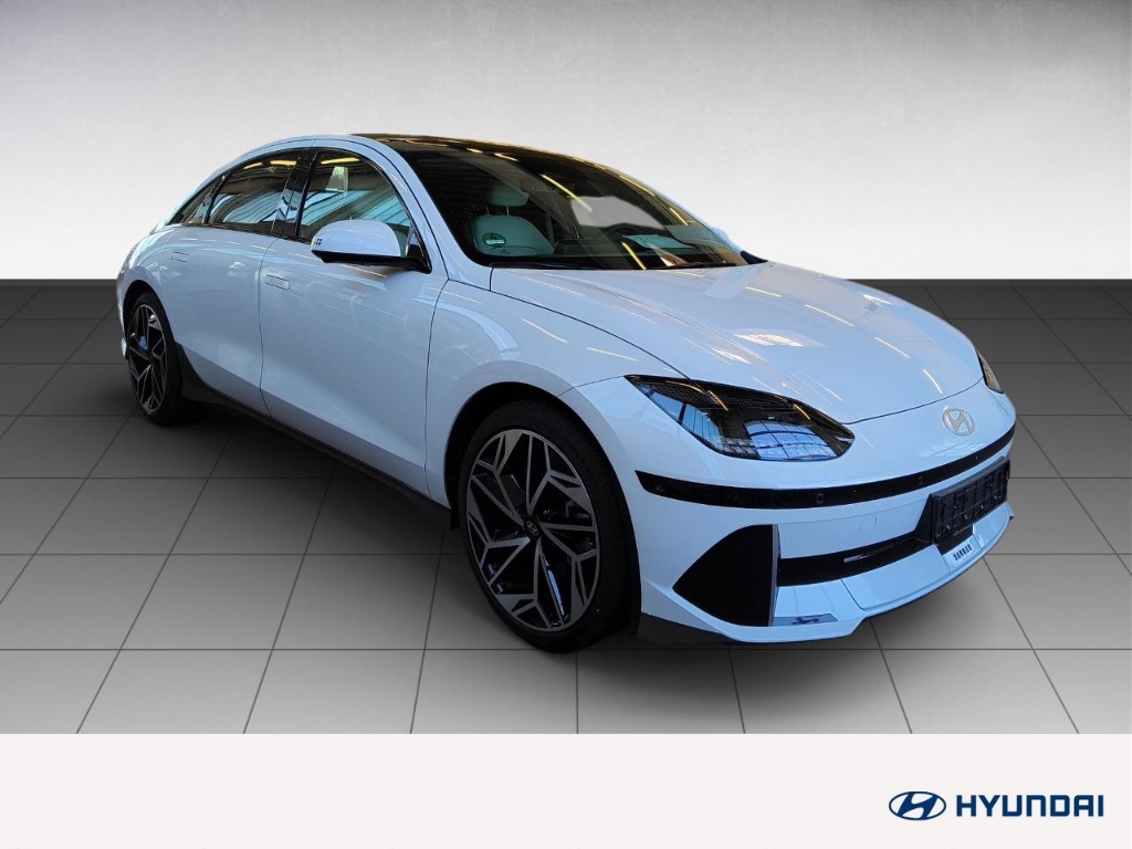 Fahrzeugabbildung Hyundai IONIQ 6 77,4kWh 4WD UNIQ 20LM Schiebedach HUD Navi Digitales Cockpit Memory Sitze Soundsystem