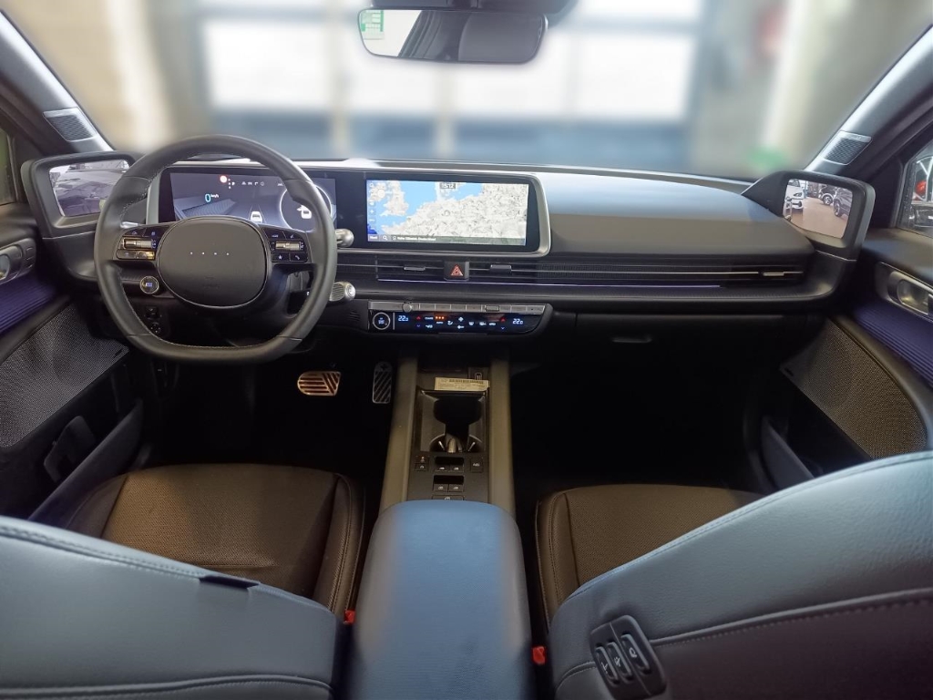 Fahrzeugabbildung Hyundai IONIQ 6 4WD 77,4kWh UNIQ Digi-Spiegel 20LM HUD Navi Digitales Cockpit Memory Sitze