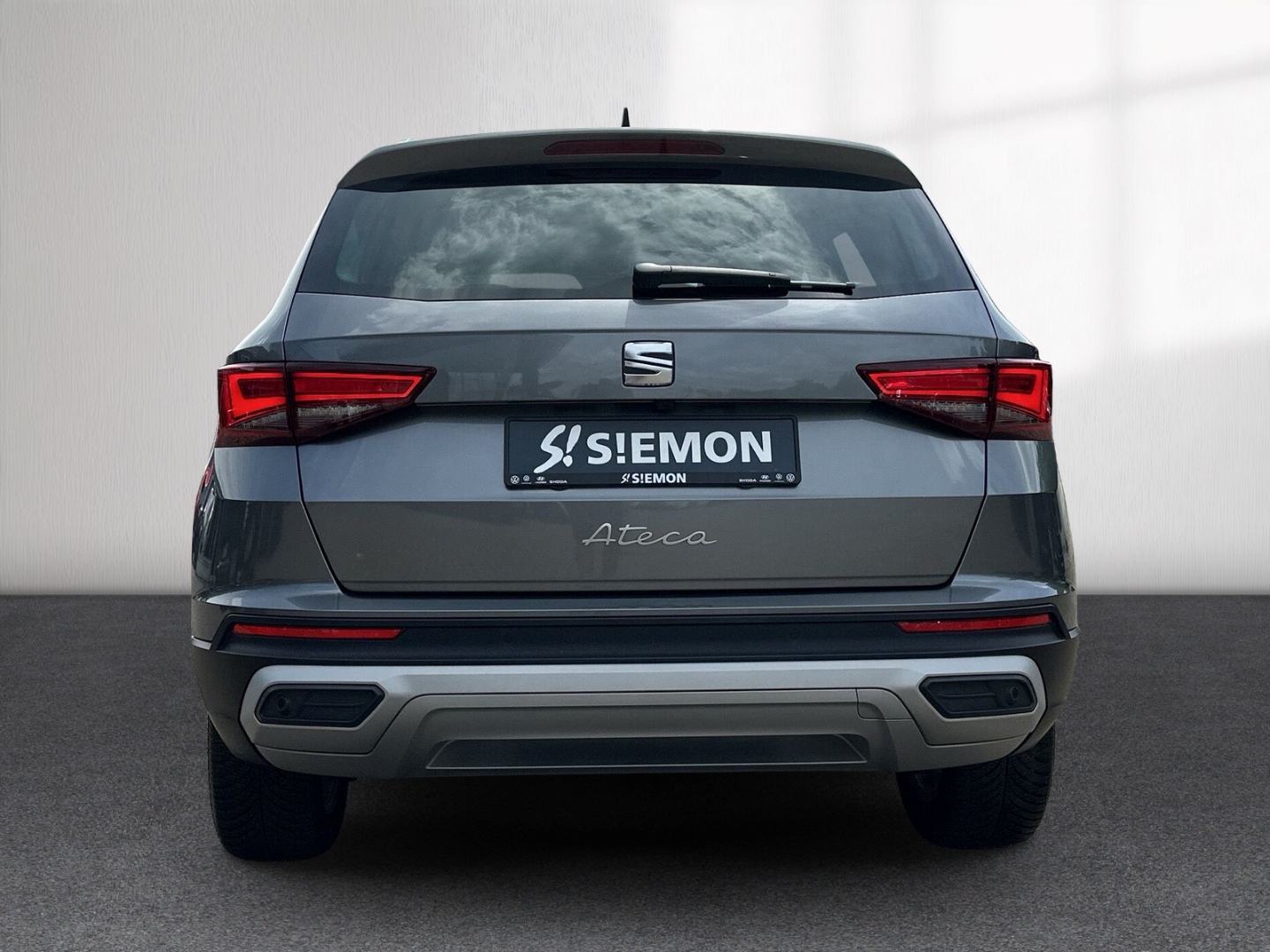 Fahrzeugabbildung SEAT Ateca 1.5 TSI DSG Experience ACC Navi SHZ R-Kam