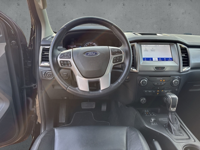 Fahrzeugabbildung Ford Ranger Limited 2.0 BiTurbo DoKa ACC RFK SHZ AHK Rollo
