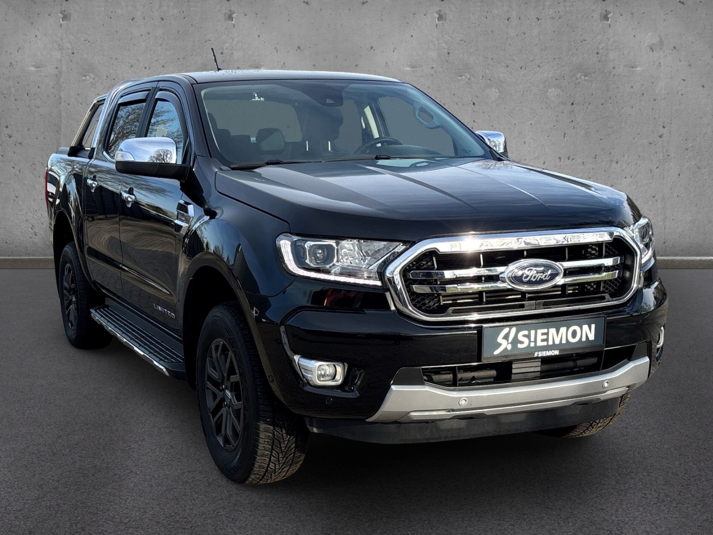 Fahrzeugabbildung Ford Ranger Limited 2.0 BiTurbo DoKa ACC RFK SHZ AHK Rollo