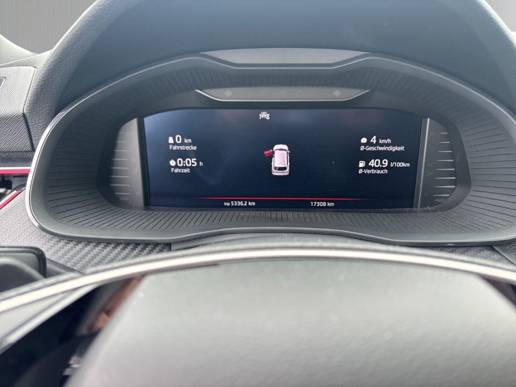 Fahrzeugabbildung SKODA Kamiq 1.5 TSI DSG MonteCarlo AHK PANO SHZ LED