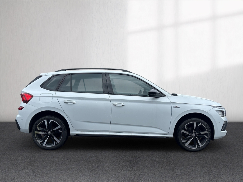 Fahrzeugabbildung SKODA Kamiq 1.5TSI DSG MonteCarlo AHK PANO SHZ LED ParkPilot