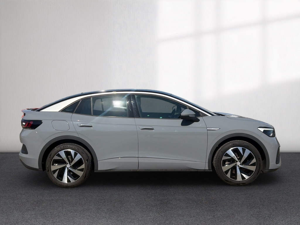 Fahrzeugabbildung Volkswagen ID.5 Pro 128 kW 77 kWh AHK hzbWSS EasyOpen 360°