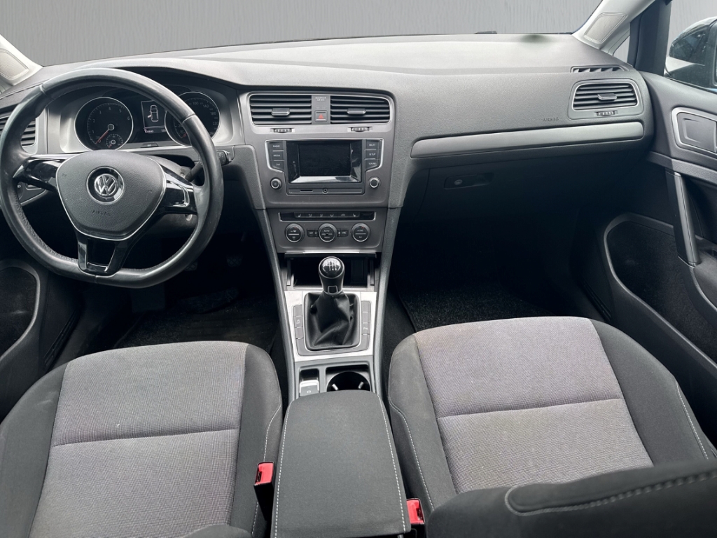 Fahrzeugabbildung Volkswagen Golf BMT VII 1.2 TSI Klimaautom PDCv+h SHZ Servo