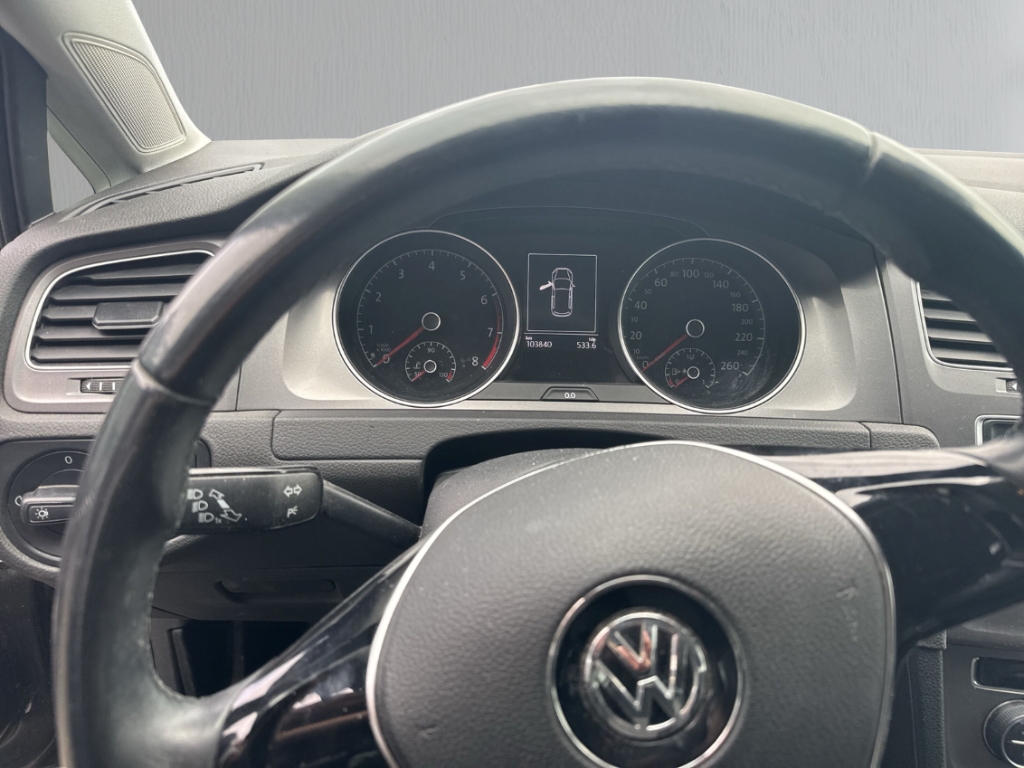 Fahrzeugabbildung Volkswagen Golf BMT VII 1.2 TSI Klimaautom PDCv+h SHZ Servo