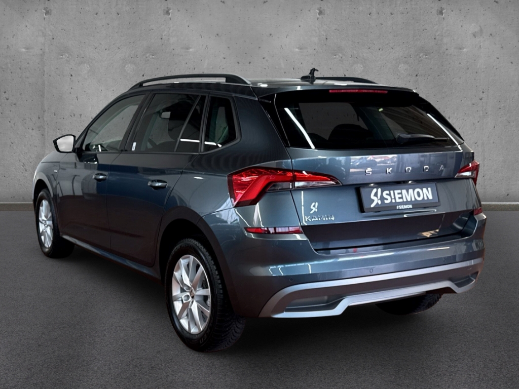 Fahrzeugabbildung SKODA Kamiq 1.0 TSI CLEVER PDCv+h SHZ Temp Navi LenkradHZG LED