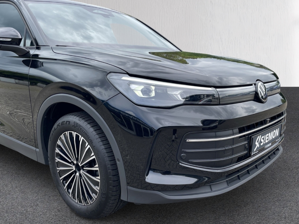 Fahrzeugabbildung Volkswagen Tiguan 1.5 eTSI DSG Goal IQ.Light AHK SHZ Navi PDC