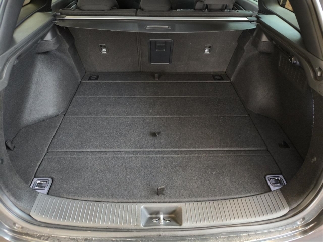 Fahrzeugabbildung Hyundai i30 FL Kombi 1.5 T-GDI 48V DCT N-Line MY25 Sportpaket Navi Digitales Cockpit LED ACC