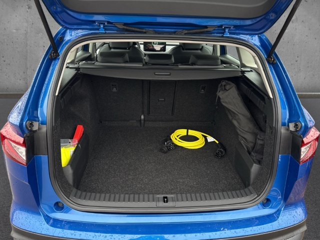 Fahrzeugabbildung SKODA Enyaq iV 50 Loft LED Navi CCS Klimaauto Temp PDC