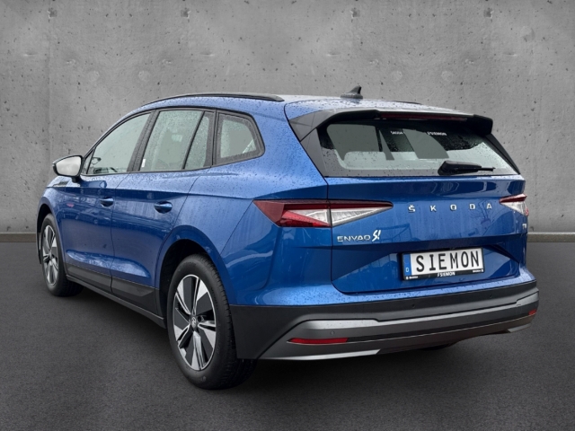 Fahrzeugabbildung SKODA Enyaq iV 50 Loft LED Navi CCS Klimaauto Temp PDC