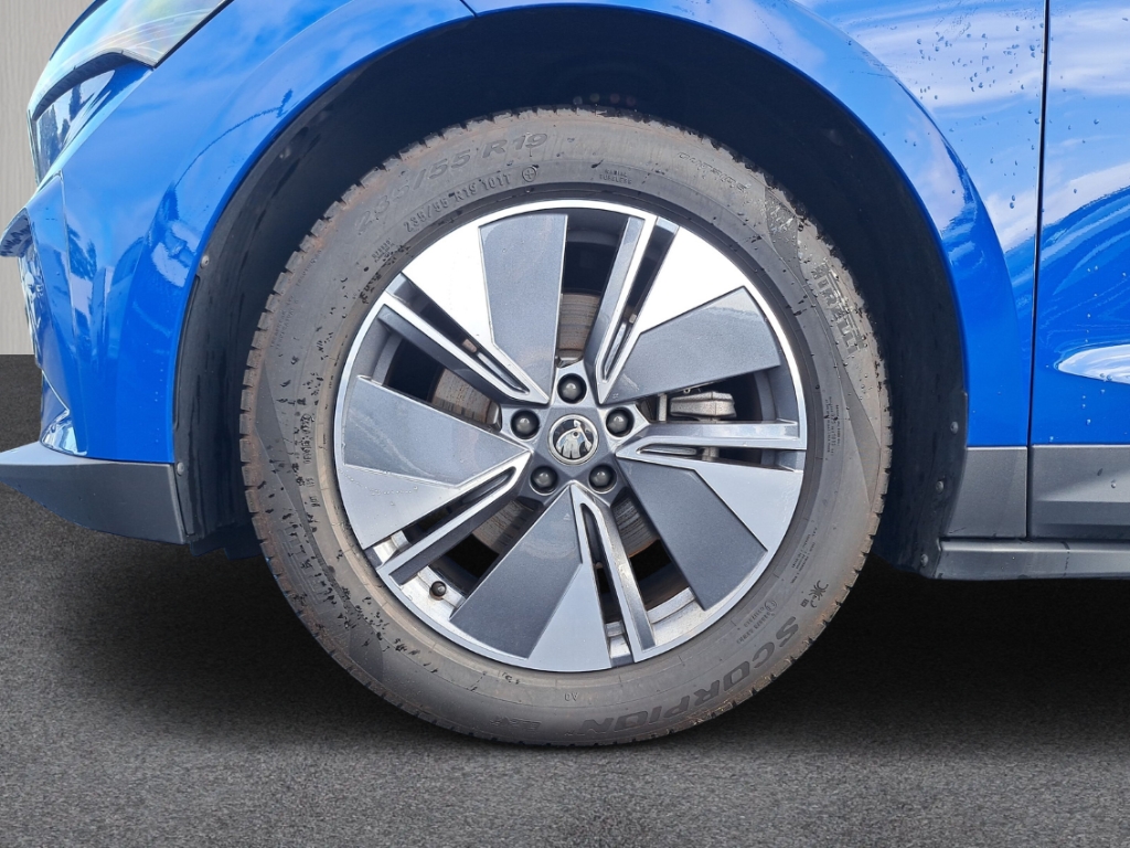 Fahrzeugabbildung SKODA Enyaq 60 Loft 132 kW 58 kWh Nav Tempo PDC Kamera