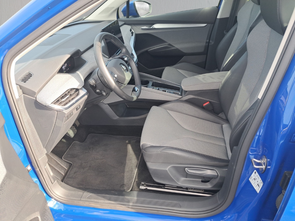 Fahrzeugabbildung SKODA Enyaq 60 Loft 132 kW 58 kWh Nav Tempo PDC Kamera