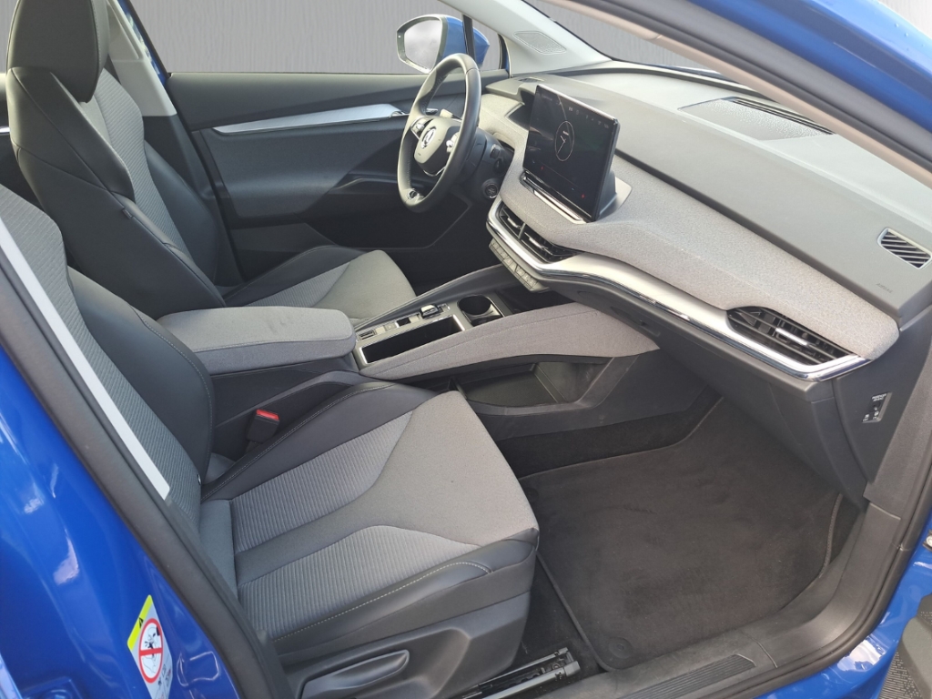 Fahrzeugabbildung SKODA Enyaq 60 Loft 132 kW 58 kWh Nav Tempo PDC Kamera