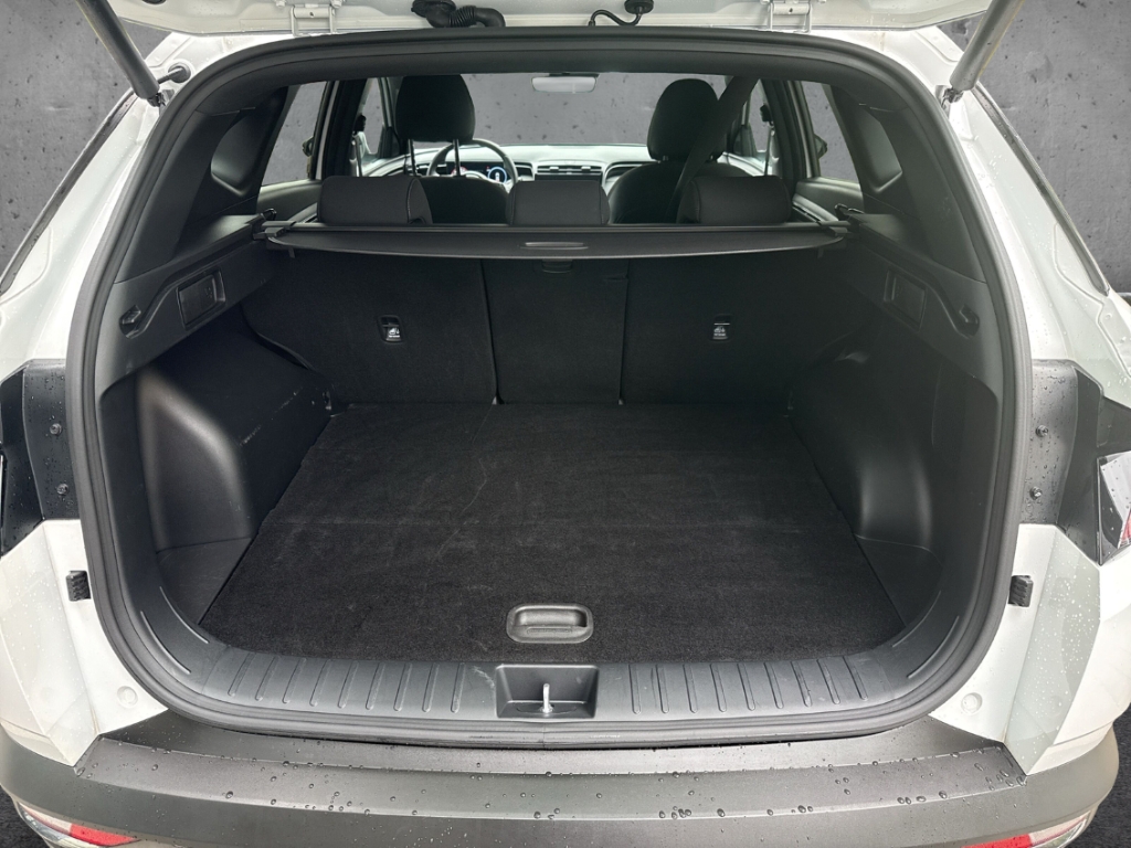 Fahrzeugabbildung Hyundai TUCSON 1.6 T-GDi MT 2WD ADVANTAGE Navi Digitales Cockpit Soundsystem