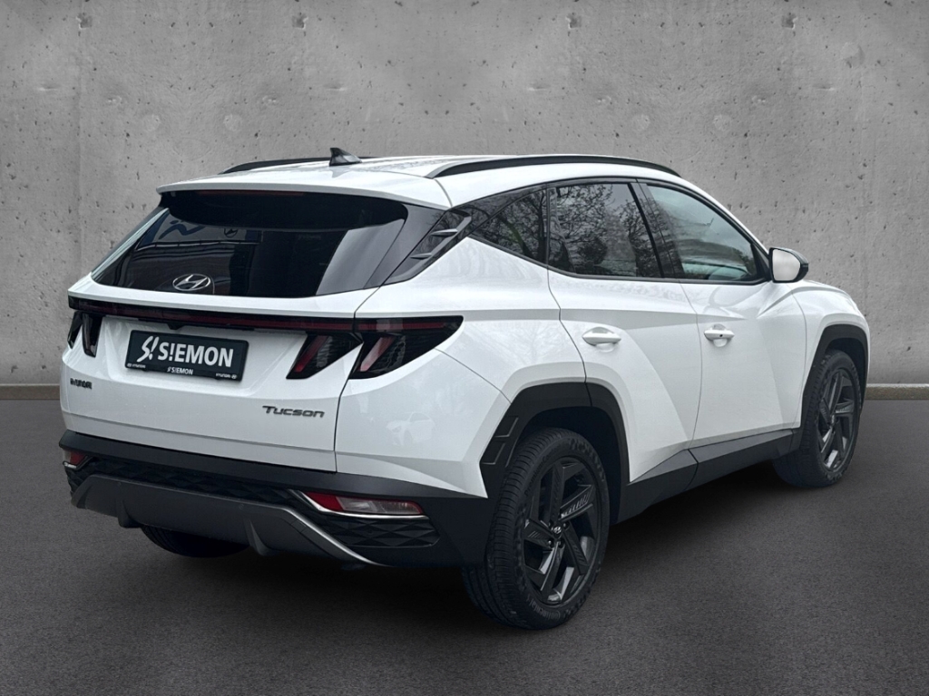 Fahrzeugabbildung Hyundai TUCSON 1.6 T-GDi MT 2WD ADVANTAGE Navi Digitales Cockpit Soundsystem