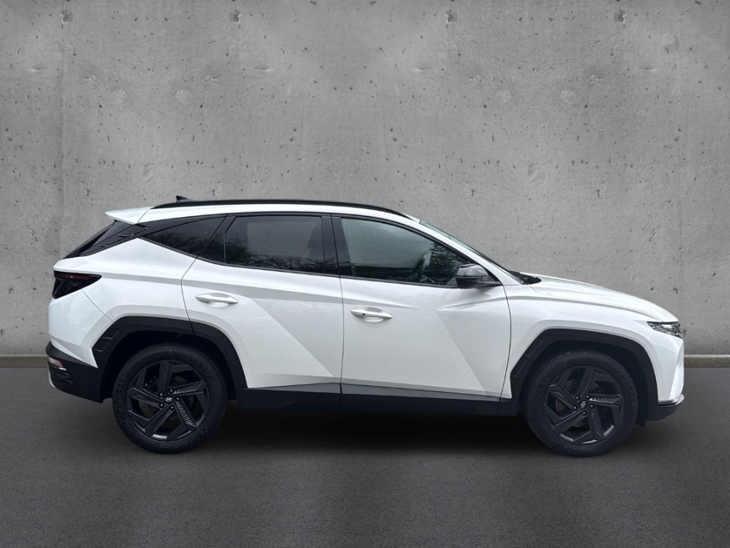 Fahrzeugabbildung Hyundai TUCSON 1.6 T-GDi MT 2WD ADVANTAGE Navi Digitales Cockpit Soundsystem