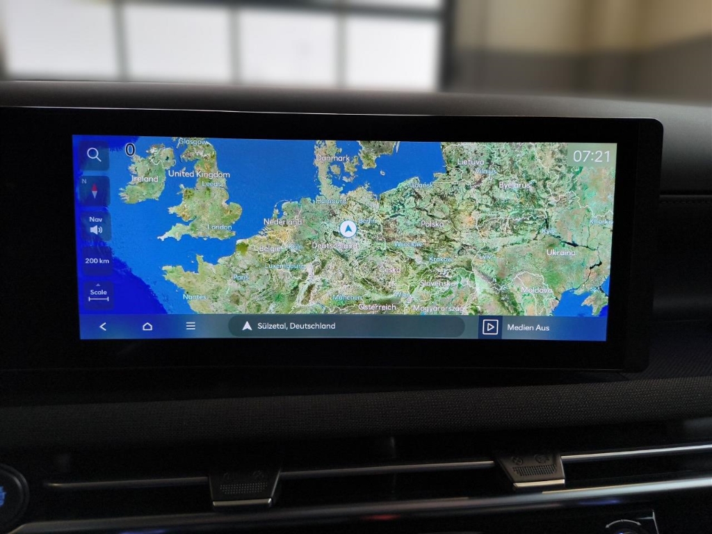 Fahrzeugabbildung Hyundai TUCSON FL PHEV 1.6 AT 4WD MY25 Trend LED-Paket MATRIX Navi Digitales Cockpit Blendfreies Fernl.