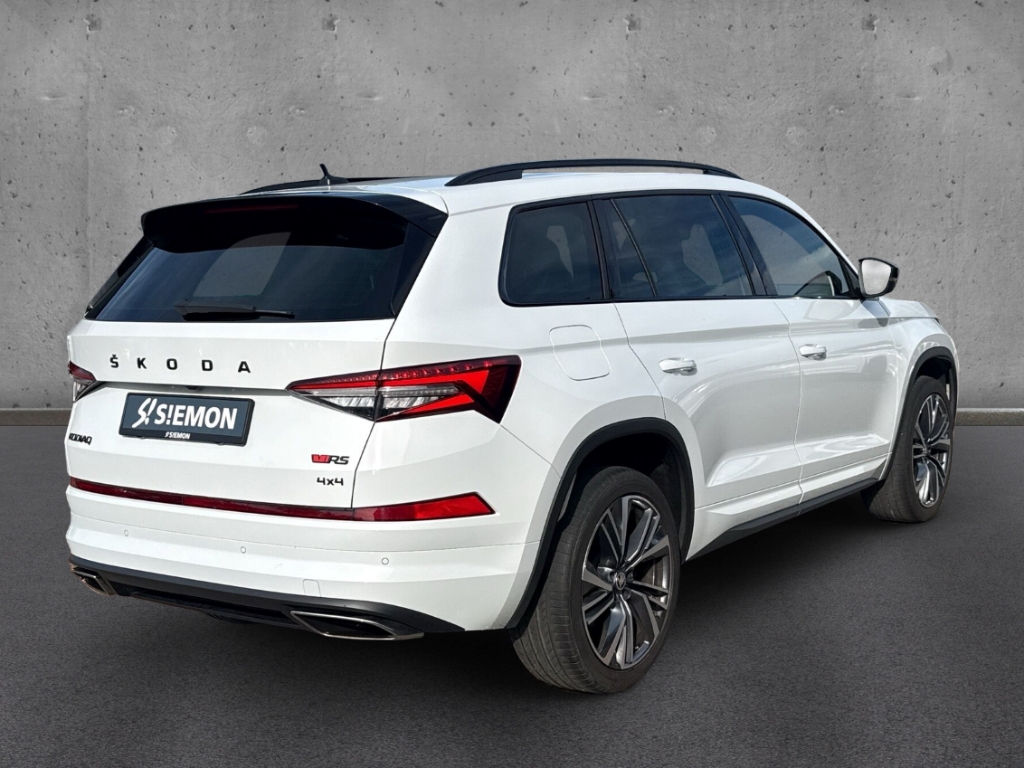 Fahrzeugabbildung SKODA Kodiaq RS 2.0 TSI 4x4 AHK LED NAV SHZ PDC Pano ACC L