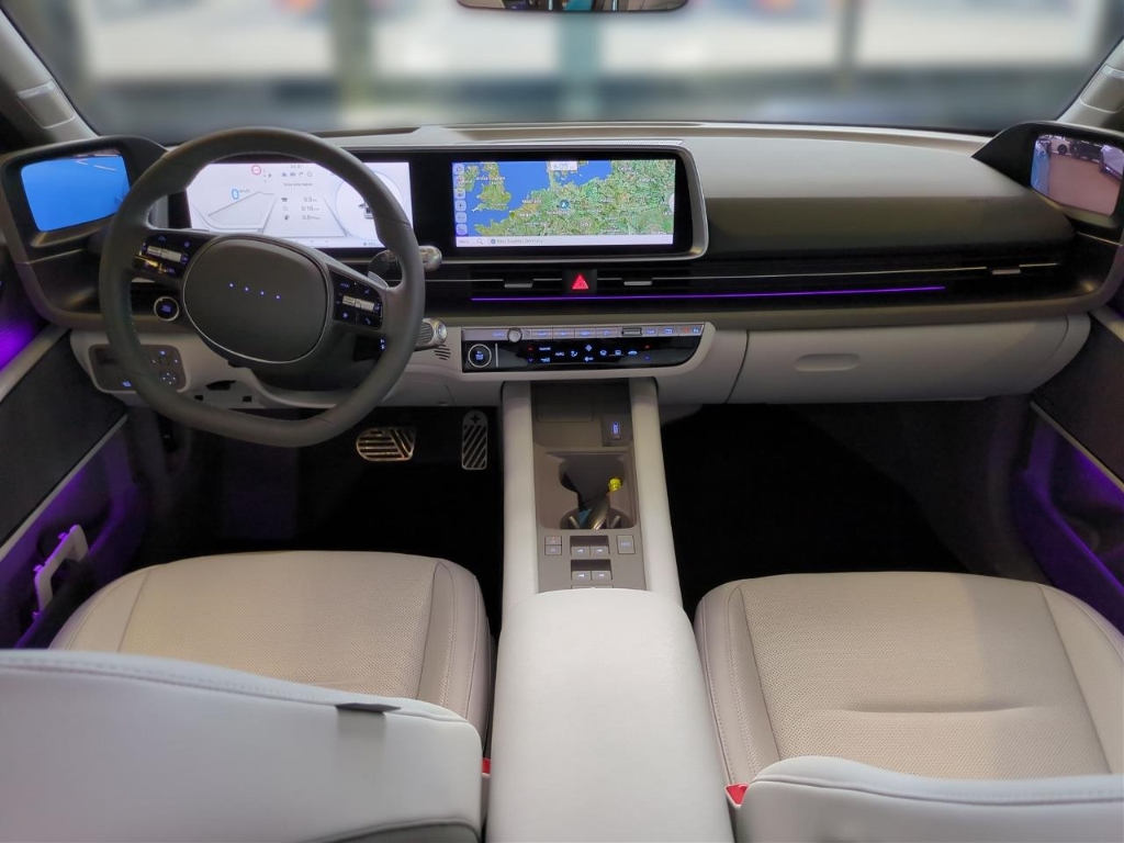 Fahrzeugabbildung Hyundai IONIQ 6 77,4kWh 2WD UNIQ Digi-Spiegel 20LM HUD Navi Digitales Cockpit Memory Sitze Soundsystem