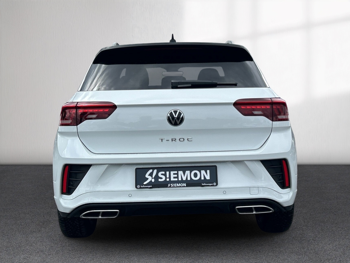 Fahrzeugabbildung Volkswagen T-Roc 1.5 TSI DSG R-Line AHK LED+ Navi ACC R-Kam
