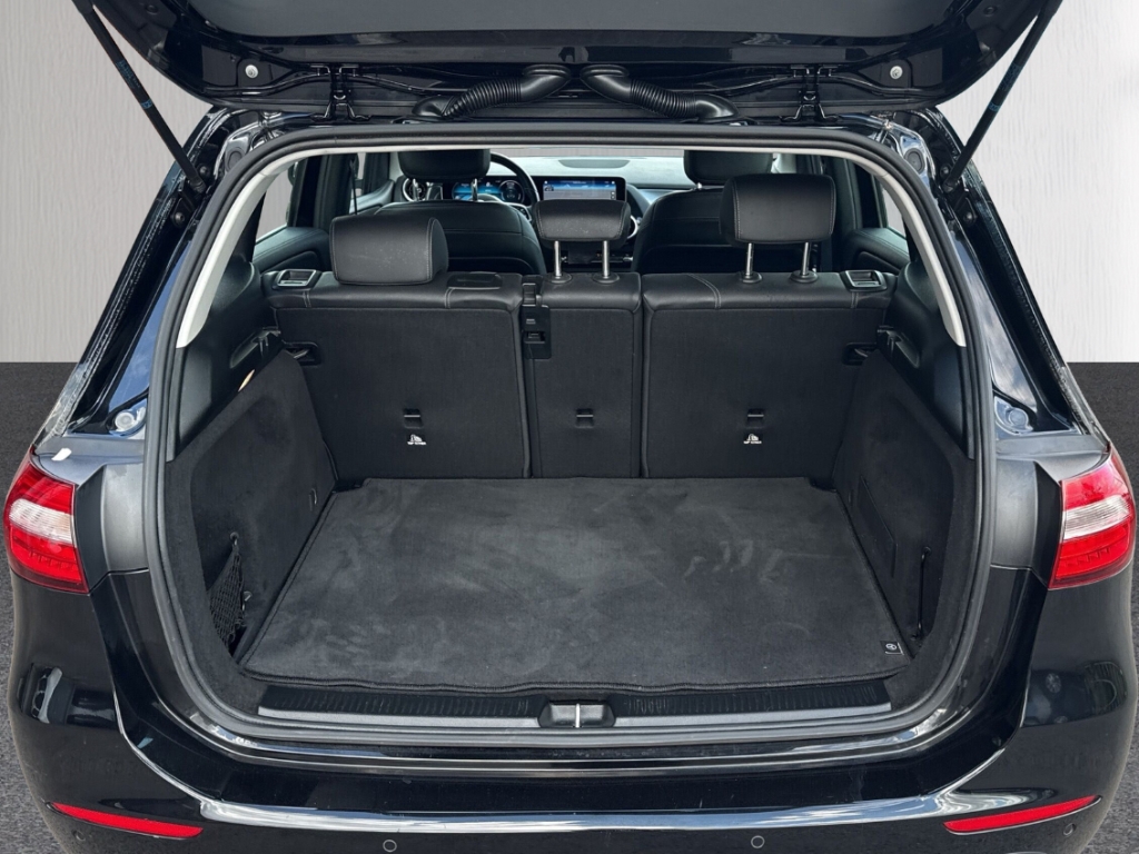 Fahrzeugabbildung Mercedes-Benz B 180 Progressive Business MBUX Navi PDC SHZ Bluetooth