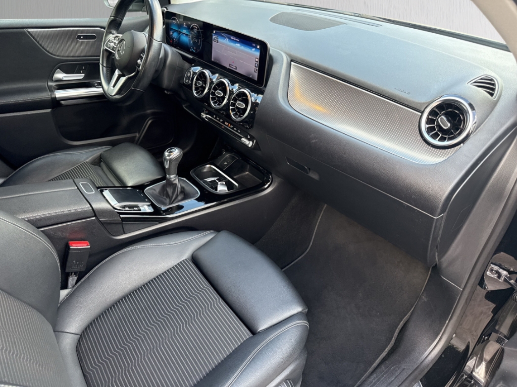Fahrzeugabbildung Mercedes-Benz B 180 Progressive Business MBUX Navi PDC SHZ Bluetooth